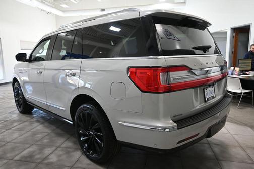 Ceramic Pearl 2021 Lincoln Navigator Reserve