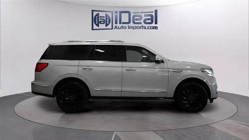 Ceramic Pearl 2021 Lincoln Navigator Reserve