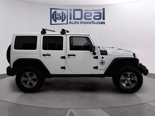 Bright White 2015 Jeep Wrangler Unlimited Sahara