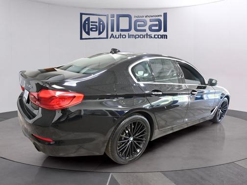 Jet Black 2018 BMW 530 xDrive
