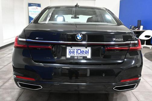 2020 BMW 740 xDrive
