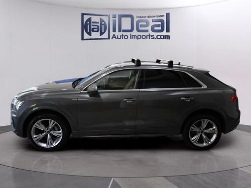 Samurai Gray Metallic 2021 Audi Q8 55 Prestige