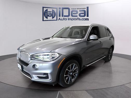 Space Gray Metallic 2017 BMW X5 xDrive35i
