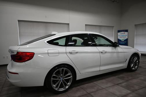 2017 BMW 330 Gran Turismo xDrive