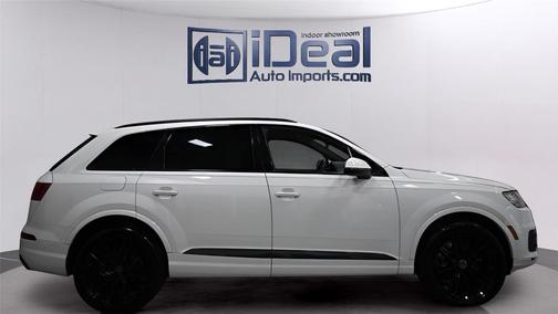 Glacier White Metallic 2017 Audi Q7 3.0T Prestige