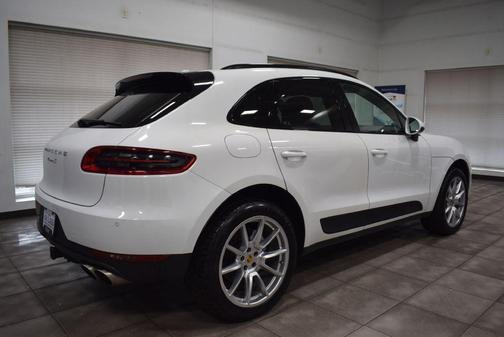 2018 Porsche Macan S