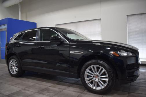 2019 Jaguar F-PACE PRESTIGE