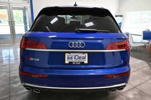 Ultra Blue Metallic 2022 Audi SQ5 3.0T Premium Plus