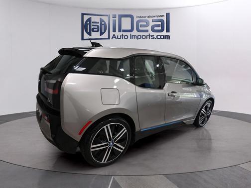 Ionic Silver Metallic w/BMW i Frozen Blue Accent 2014 BMW i3 Base w/Range Extender