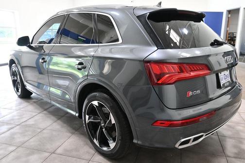Daytona Gray Pearl Effect 2018 Audi SQ5 3.0T Premium Plus