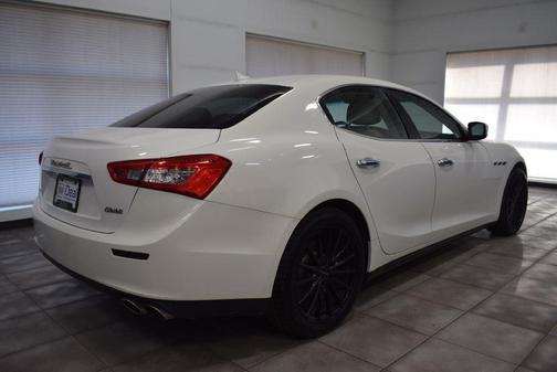 2014 Maserati Ghibli Base