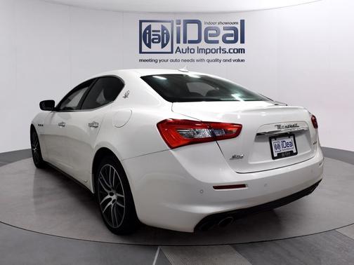 2019 Maserati Ghibli S Q4