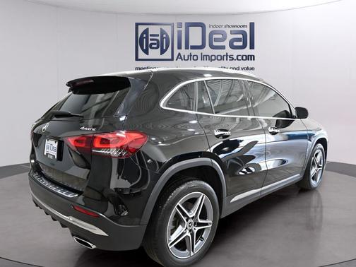Night Black 2022 Mercedes-Benz GLA 250 4MATIC