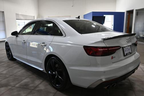 Glacier White Metallic 2021 Audi S4 Premium TFSI quattro Tiptronic