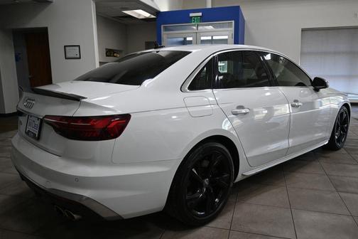 Glacier White Metallic 2021 Audi S4 Premium TFSI quattro Tiptronic