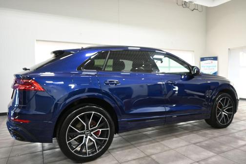 2021 Audi Q8 55 Premium Plus