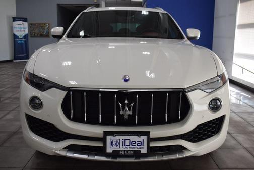 2017 Maserati Levante Base