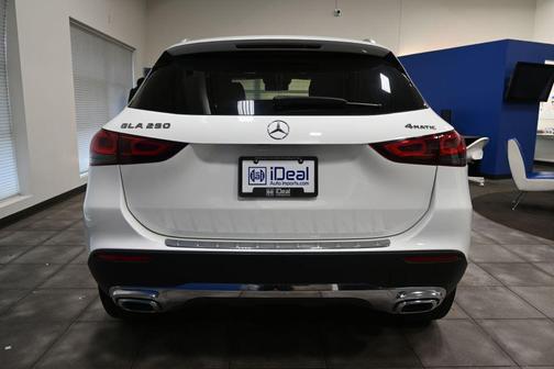 2021 Mercedes-Benz GLA 250 Base 4MATIC