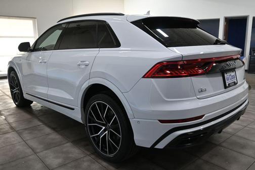 2020 Audi Q8 55 Premium Plus