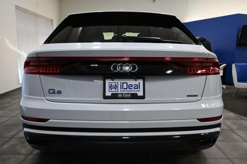 2020 Audi Q8 55 Premium Plus