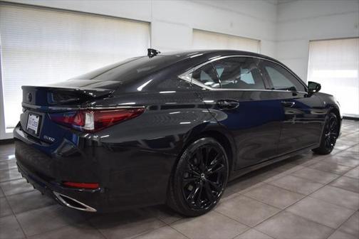 2022 Lexus ES 350 F Sport