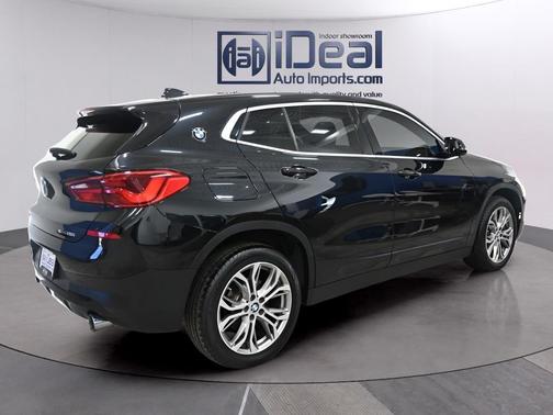 Black Sapphire Metallic 2018 BMW X2 xDrive28i