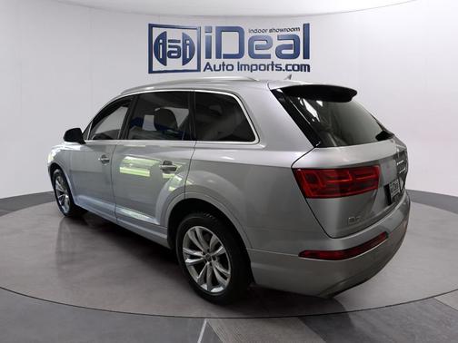 Florett Silver Metallic 2018 Audi Q7 3.0T Premium Plus