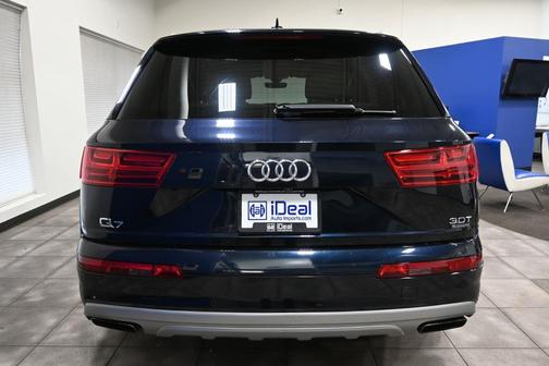 Ink Blue Metallic 2018 Audi Q7 3.0T Premium