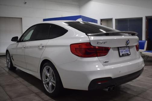2017 BMW 330 Gran Turismo xDrive
