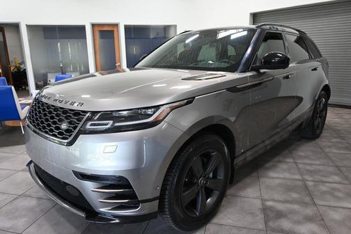Silicon Silver Premium Metallic 2020 Land Rover Range Rover Velar P250 S R-Dynamic