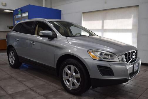 2011 Volvo XC60 3.2