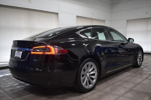 2016 Tesla Model S 60D