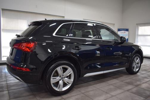 2019 Audi Q5 2.0T Premium Plus
