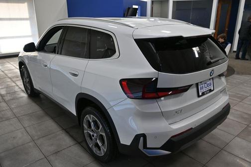 2023 BMW X1 xDrive28i