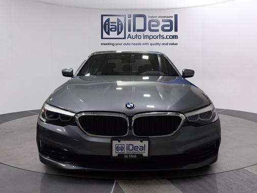 Dark Graphite Metallic 2019 BMW 530 xDrive
