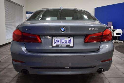 Dark Graphite Metallic 2019 BMW 530 xDrive