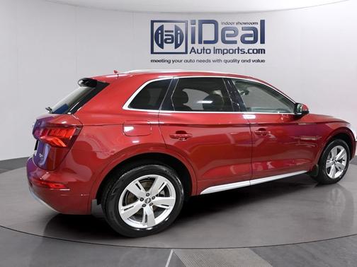 Matador Red Metallic 2018 Audi Q5 2.0T Premium Plus