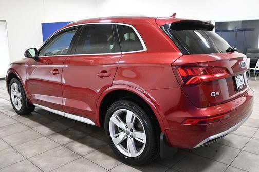 Matador Red Metallic 2018 Audi Q5 2.0T Premium Plus
