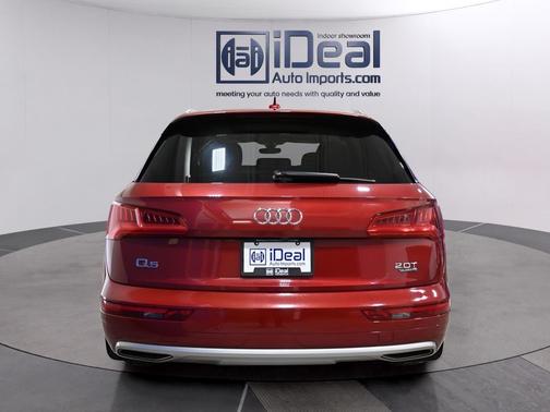 Matador Red Metallic 2018 Audi Q5 2.0T Premium Plus