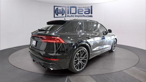 Mythos Black Metallic 2022 Audi SQ8 4.0T Premium Plus