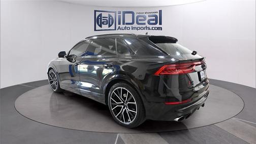 Mythos Black Metallic 2022 Audi SQ8 4.0T Premium Plus