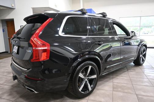 Onyx Black Metallic 2018 Volvo XC90 T6 R-Design