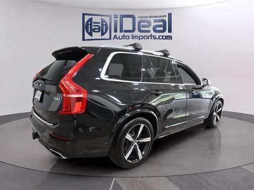 Onyx Black Metallic 2018 Volvo XC90 T6 R-Design