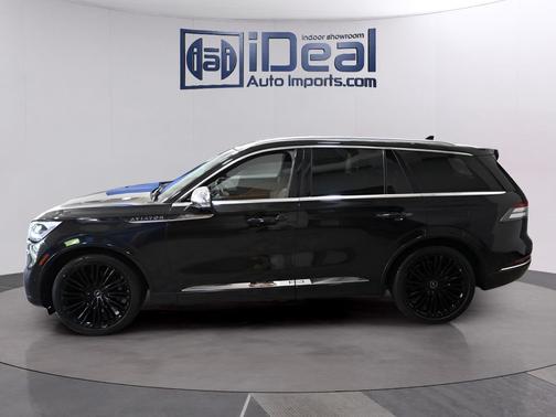 Infinite Black 2021 Lincoln Aviator Black Label AWD
