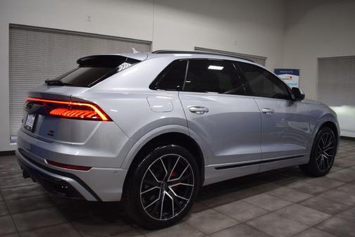 2021 Audi Q8 55 Premium Plus