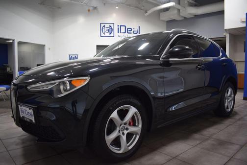 2019 Alfa Romeo Stelvio Base