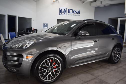 2017 Porsche Macan Turbo