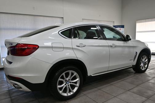 Mineral White Metallic 2015 BMW X6 xDrive35i