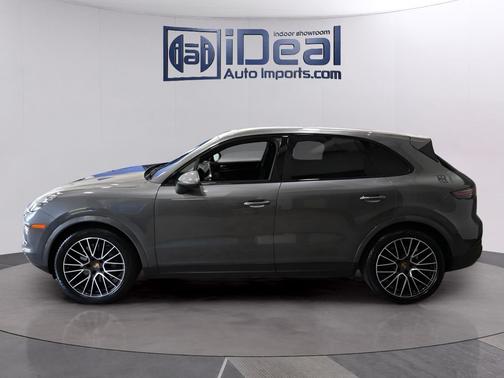 Quartzite Metallic 2019 Porsche Cayenne S