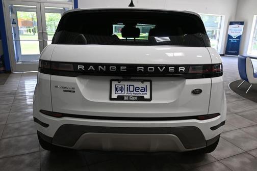 Yulong White Metallic 2020 Land Rover Range Rover Evoque SE